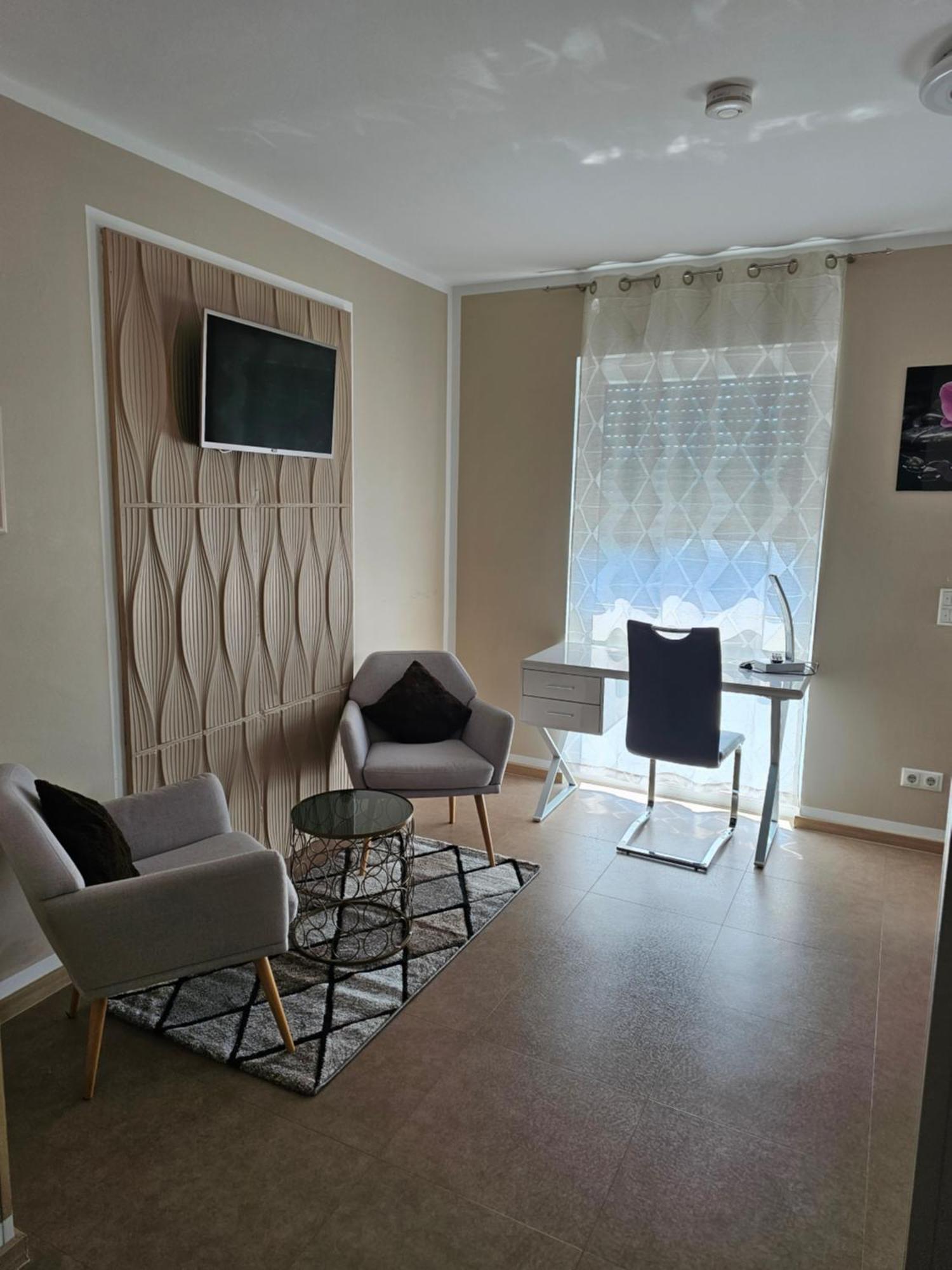 Aparthotel Magnolia Оберурзел Екстериор снимка