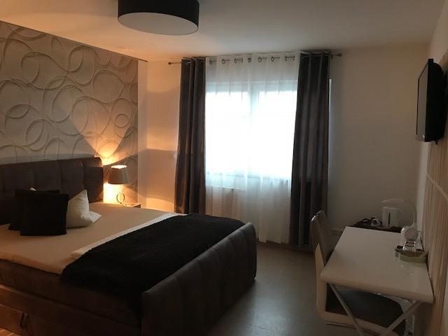 Aparthotel Magnolia Оберурзел Екстериор снимка