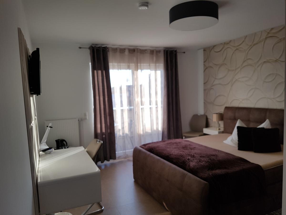Aparthotel Magnolia Оберурзел Екстериор снимка